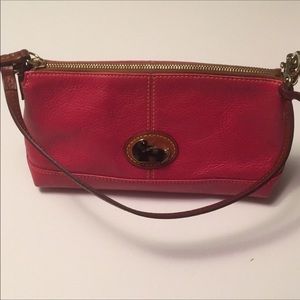 Dooney & Bourke Red Pebbled mini purse ❤️❤️